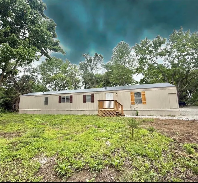 2924 Dune RD, Odessa, MO 64076