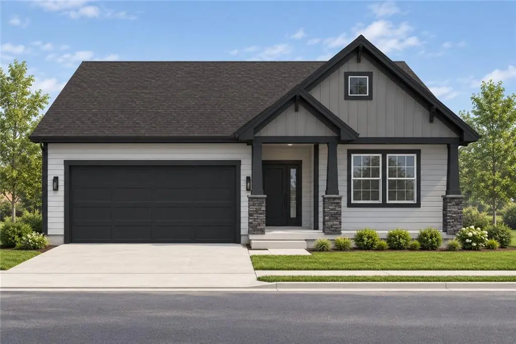 312 SW Hawthorne CT, Blue Springs, MO 64014