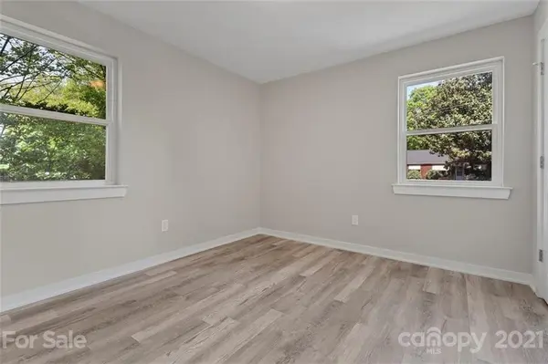 3340/3342 Washburn AVE, Charlotte, NC 28205