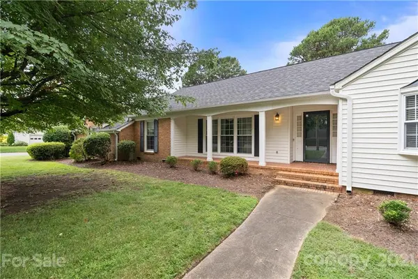 4328 Carmel RD, Charlotte, NC 28226