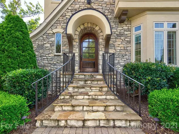 2508 Christenbury Hall CT, Concord, NC 28027