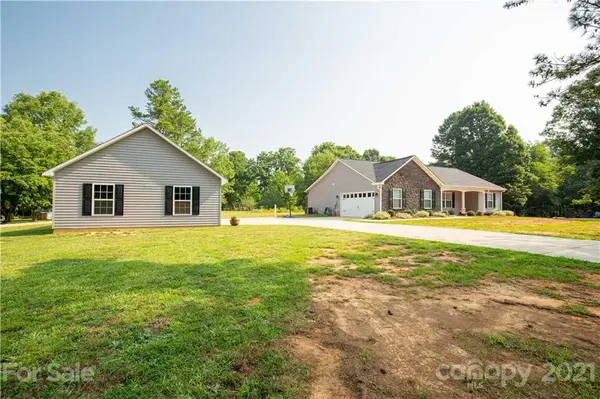 5167 Taxahaw RD, Lancaster, SC 29720