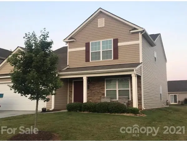 111 Harvest Pointe DR, Statesville, NC 28677