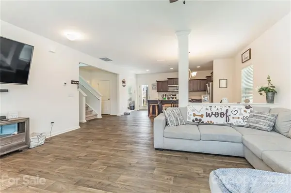 5017 Arbordale WAY, Mount Holly, NC 28120