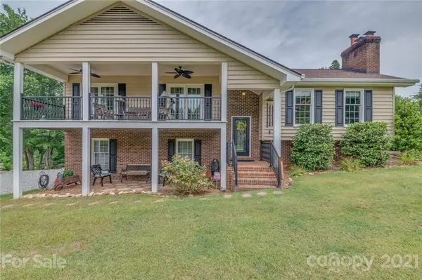 451 Robins Nest RD,  Bostic,  NC 28018