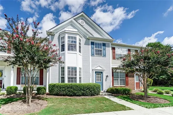 3293 Mannington DR, Charlotte, NC 28270