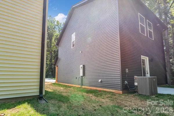 112 N Yadkin AVE, Spencer, NC 28159