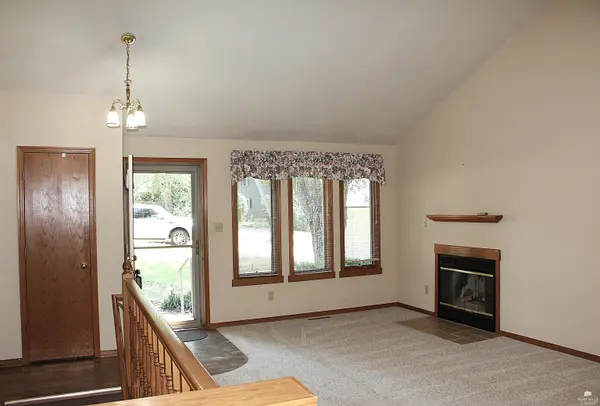 3612 Monarch Circle, Manhattan, KS 66503