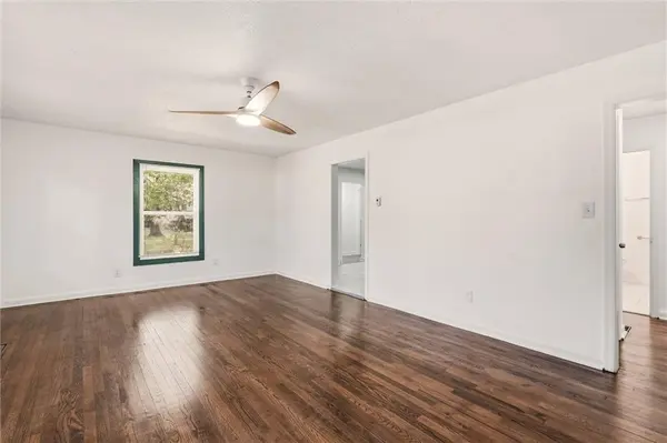 6315 E Red Bridge RD, Kansas City, MO 64134