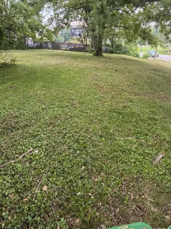4801 NW Waukomis DR, Northmoor, MO 64151