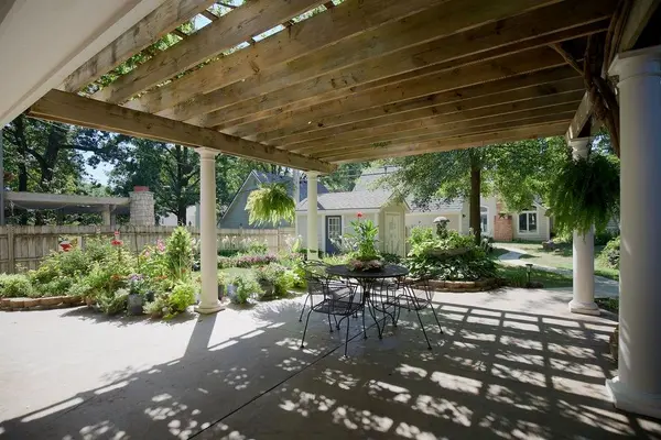 5516 Fairway RD, Fairway, KS 66205