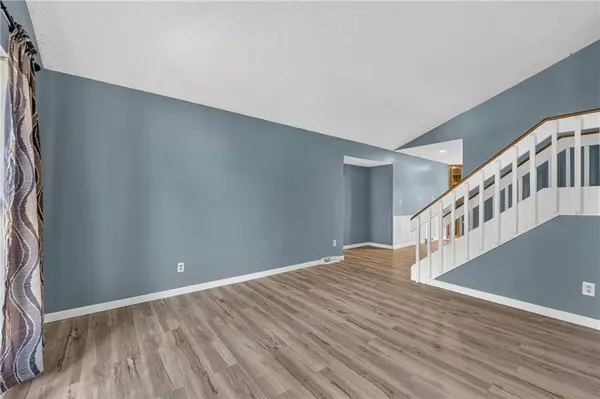 8486 Lane DR, Raytown, MO 64138