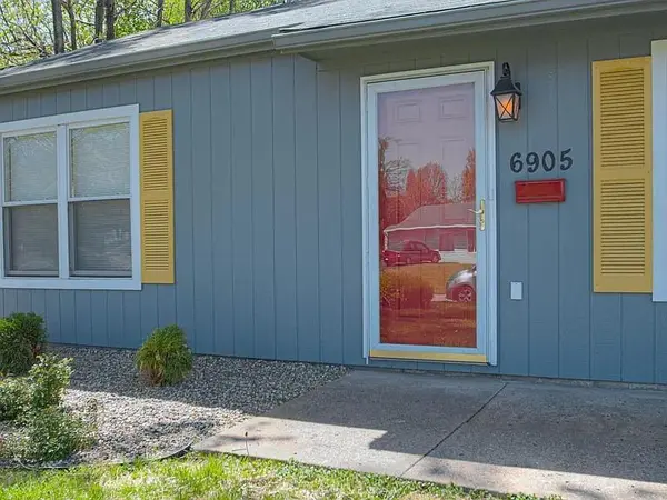 6905 E 112th ST, Kansas City, MO 64134