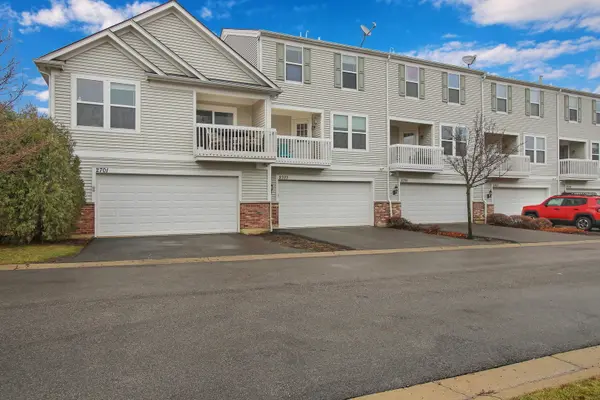 2703 Neubauer CIR #2703, Lindenhurst, IL 60046