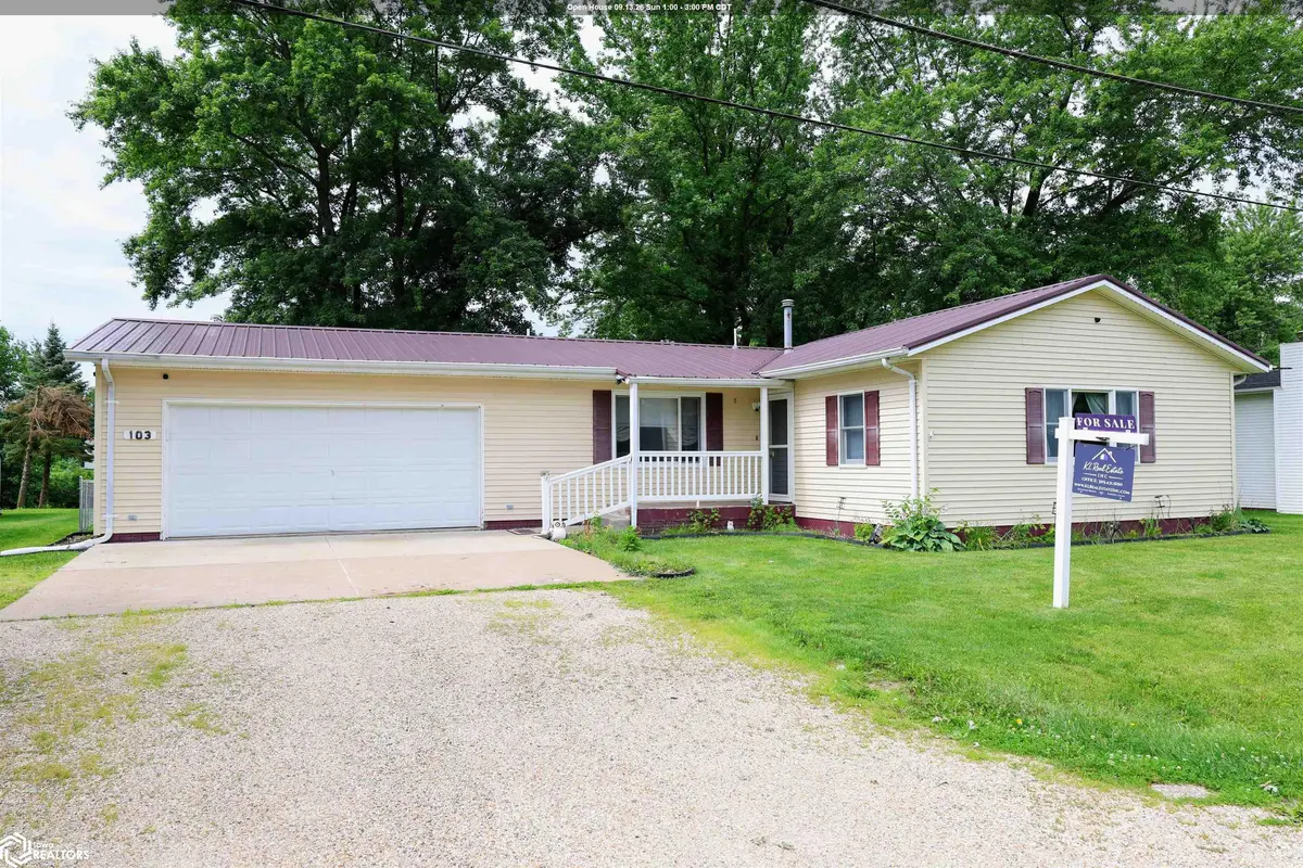 103 Angela DR, La Harpe, IL 61450