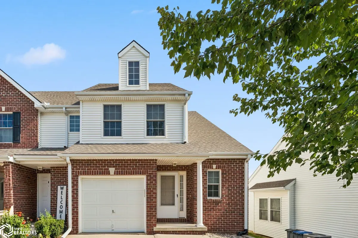 5360 Lynch CIR, Council Bluffs, IA 51503