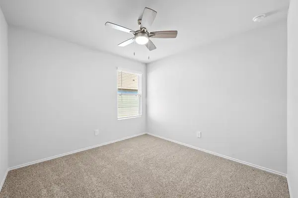 1806 Windsor BLVD, Lockhart, TX 78644