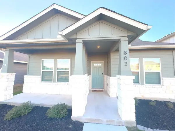 803 East ST, Hutto, TX 78634