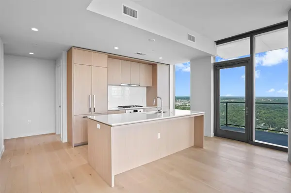 44 East Ave #2510, Austin, TX 78701