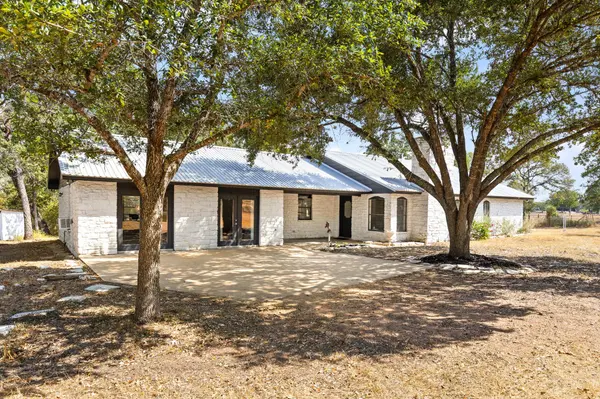 196 Willy RD, Bastrop, TX 78602