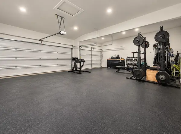 3735 Canby Oak BLF, Seguin, TX 78155