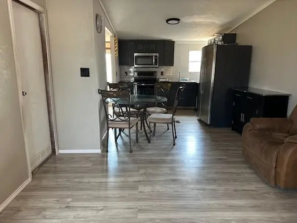 137 Oso ST, Cedar Creek, TX 78612