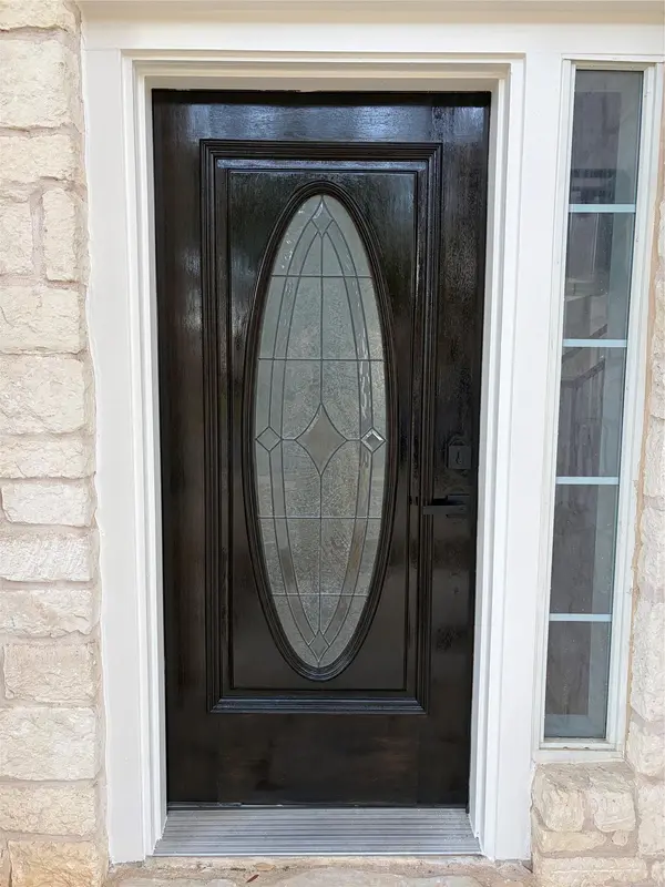 2412 Arbor DR, Round Rock, TX 78681