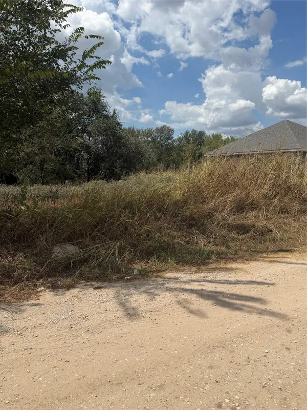 143 Kawainui LN, Bastrop, TX 78602