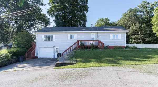 427 Second ST, Rome City, IN 46784-9695