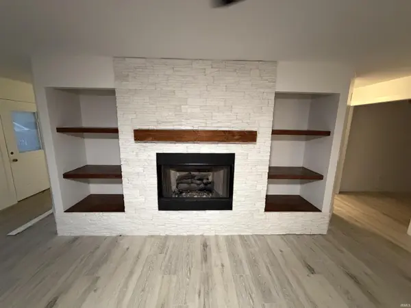 711 W Estate DR, Bloomington, IN 47403