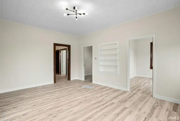 305 W Harrison ST, Mentone, IN 46539