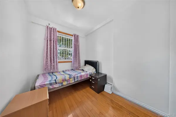 14629 61st RD, Flushing, NY 11367