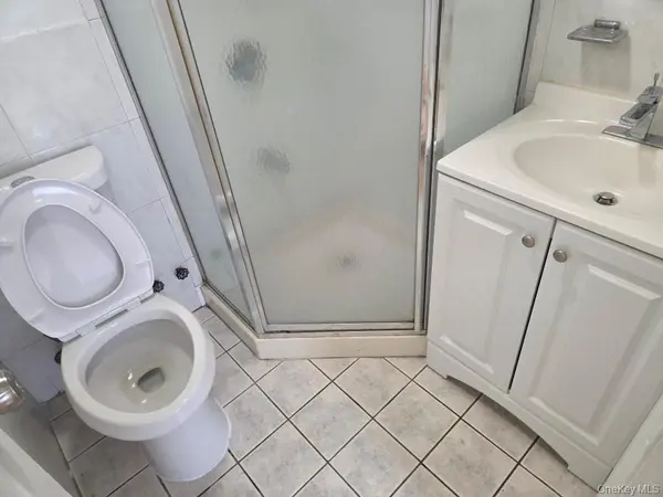 31-03 Linden PL #2, Flushing, NY 11354