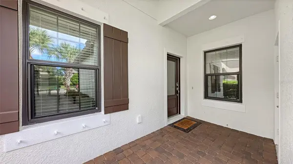 6423 POSITANO CT, Sarasota, FL 34243