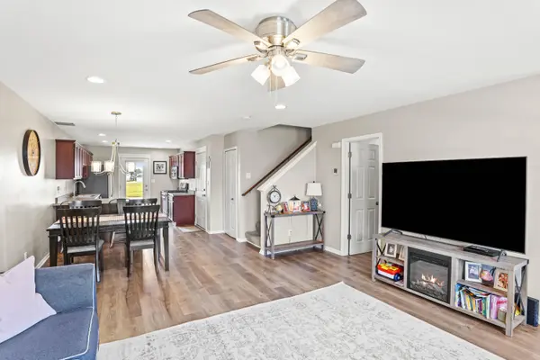 13821 Prospect DR, Cedar Lake, IN 46303