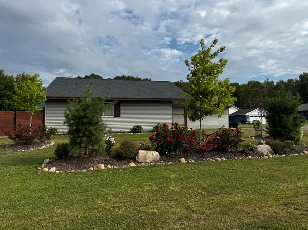 1302 Greentree DR, Saint Croix Falls, WI 54024