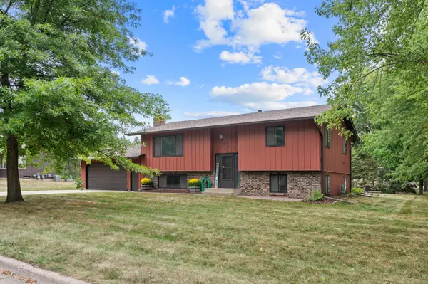 1016 3 1/2 AVE N, Sauk Rapids, MN 56379