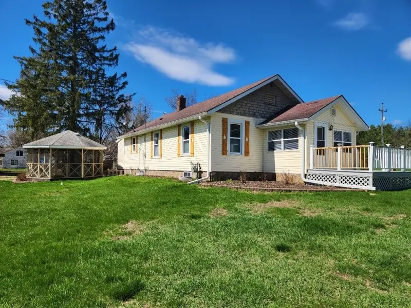 W10774 SUMMIT LAKE RD, Summit Lake, WI 54485
