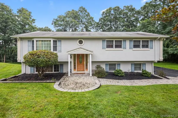 5 Newport CT, Suffern, NY 10901