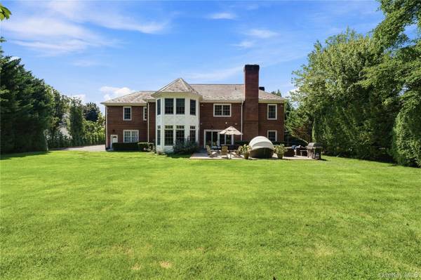 87 4th ST, Garden City, NY 11530