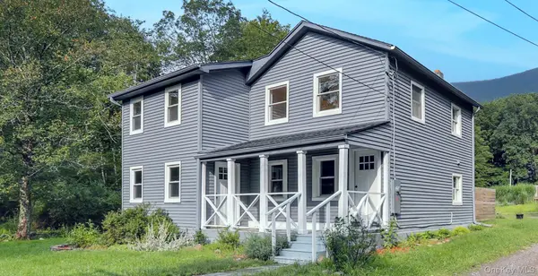128 Cole Bank RD, Saugerties, NY 12477
