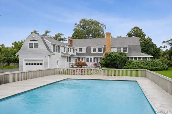 21 Seafield LN, Westhampton Beach, NY 11978