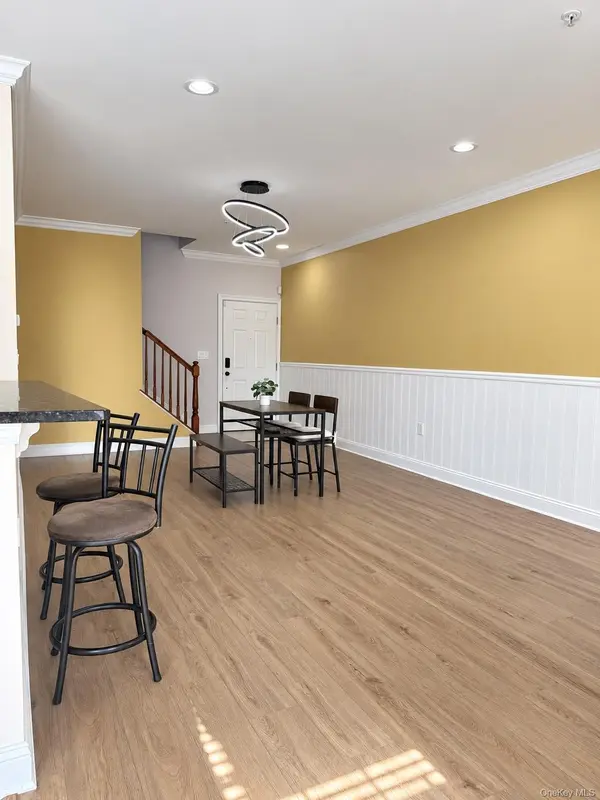 1115 Balsam DR, New Windsor, NY 12553