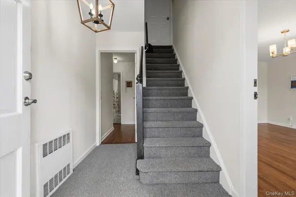 177 Toronto AVE, Massapequa, NY 11758