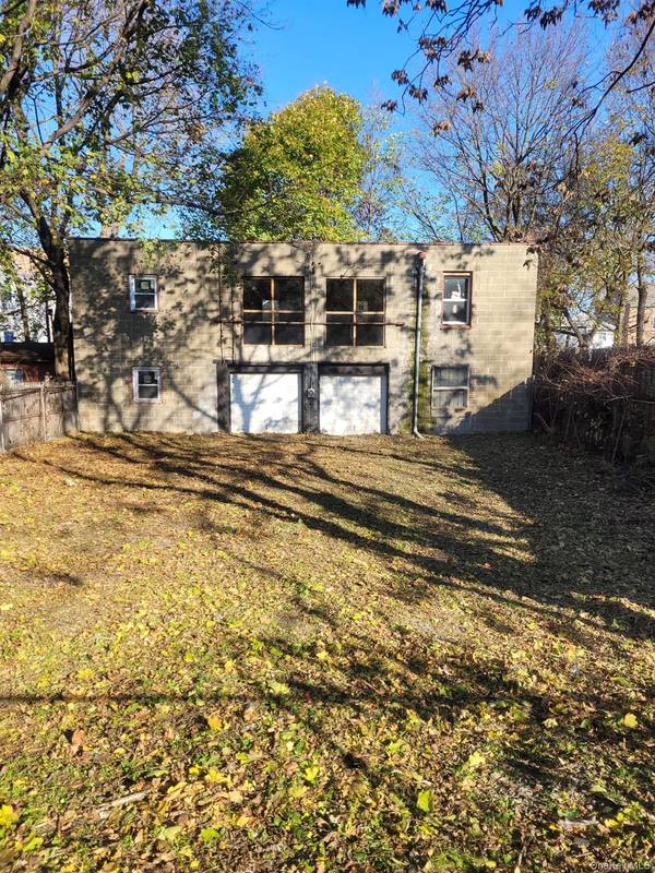 18 Hasbrouck ST, Newburgh, NY 12550