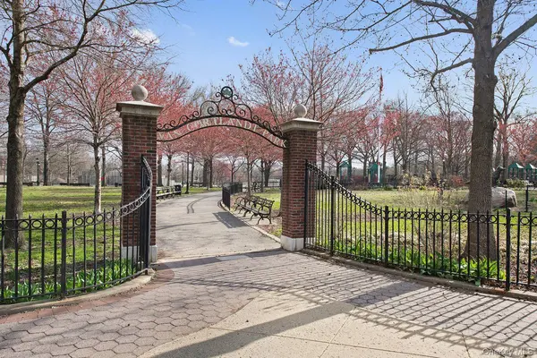 180 Van Cortlandt PARK #3B, Bronx, NY 10463