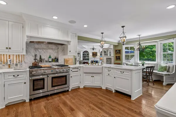 17803 Maple Hill RD, Wayzata, MN 55391
