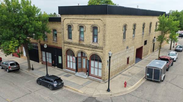 545 Pacific AVE SW, Willmar, MN 56201