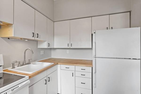 112 Western AVE N #5, Saint Paul, MN 55102