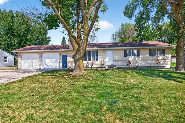 114 8th AVE NW, Lonsdale, MN 55046